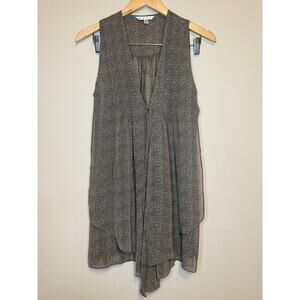 Cabi sleeveless draped blouse